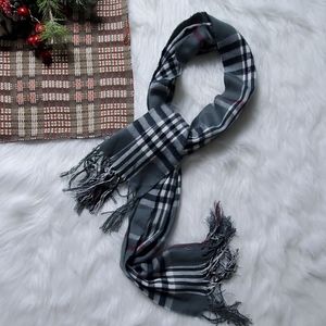 Scarf Wrap Gray, Black and Burgundy Color